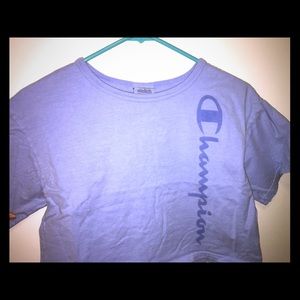 baby blue cropped champion short sleeve t shirt